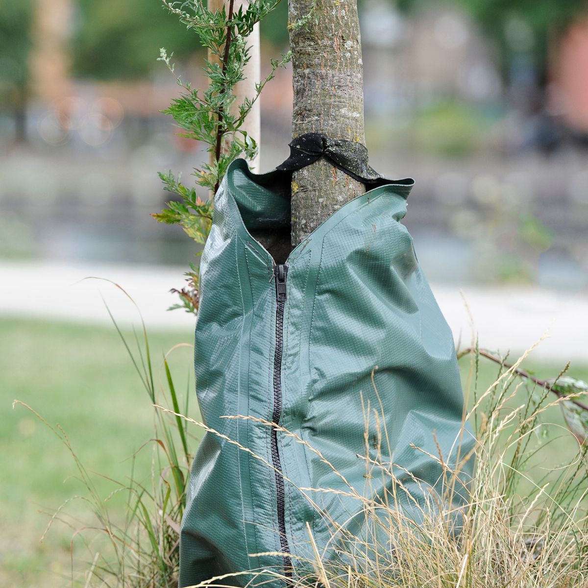 AquaBag - druppelzak voor bomen
