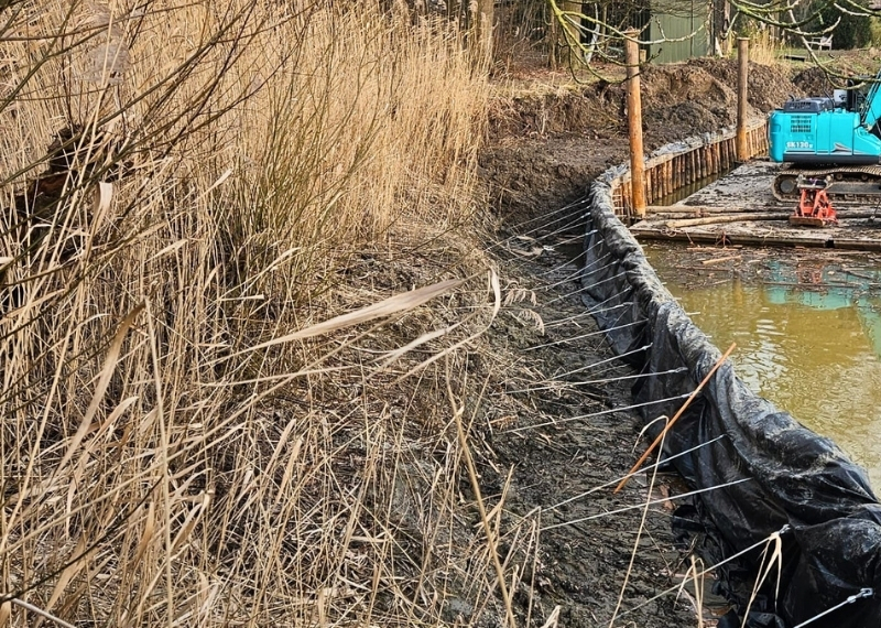 Vulcan - Dreumel - bodemerosie - beschoeiing - klapankers - GreenMax (9)