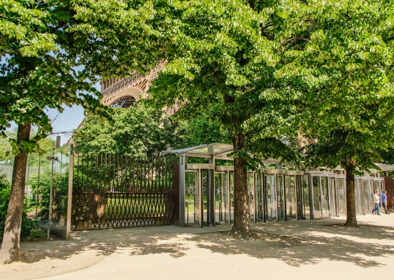 Eiffel Tower Paris - GreenMax - TreeBuilders - TreeParker (18)